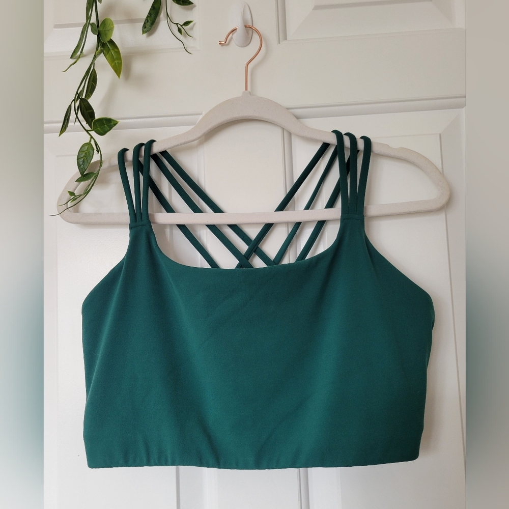 Athleta Hyper Focused Sports Bra